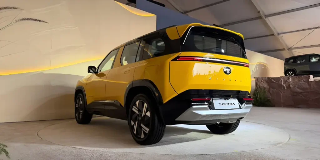 Tata Sierra 2025 Launch: कीमत ₹11.49 लाख - जानिए फीचर्स, इंजन और बुकिंग डिटेल्स